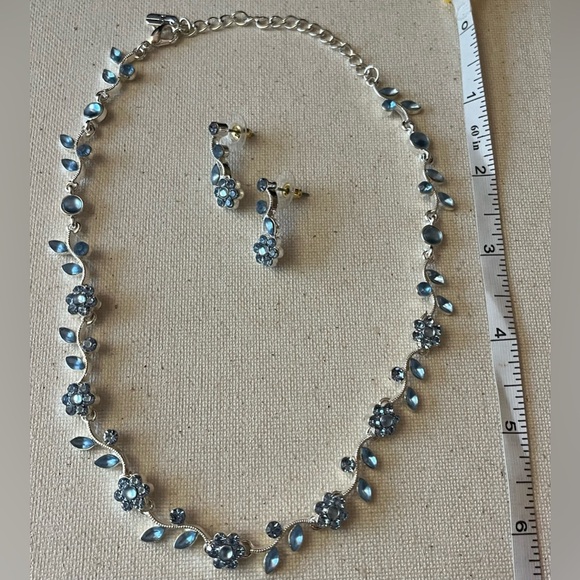 Avon Blue Floral Crystal Necklace & Earring Set – Silver-Tone - Picture 4 of 8